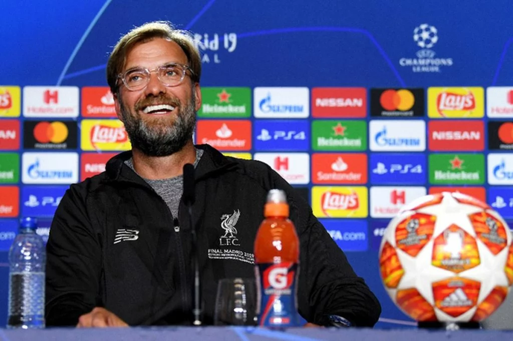 The psychological effects of a good press conference before an important football match